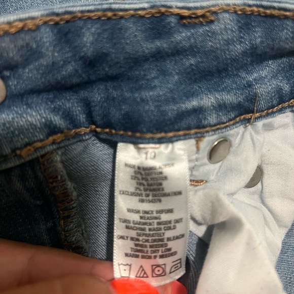 Aeropostale High Rise Ripped Jeans. Womens 10 - Picture 4 of 5